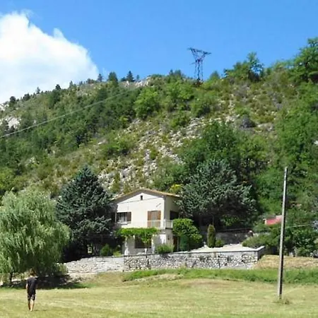 Guest house La Petite Bergerie In Drome Provencale *
